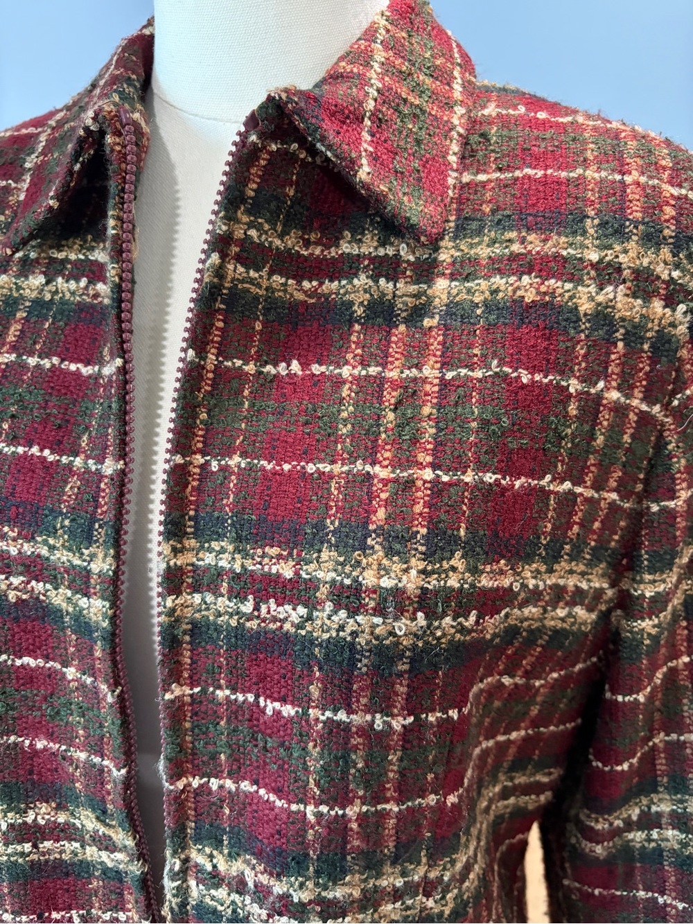 Sag Harbor Vintage Plaid Tweed Jacket Size 10 Burgundy Green Tartan Zip Front - Picture 4 of 9